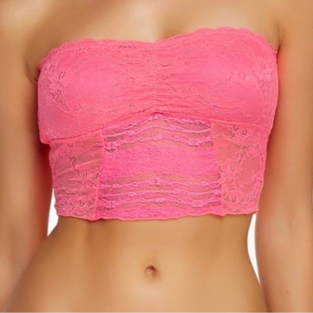 NWOT - Free People Intimately Galloon Lace Crop
Tube Bralette